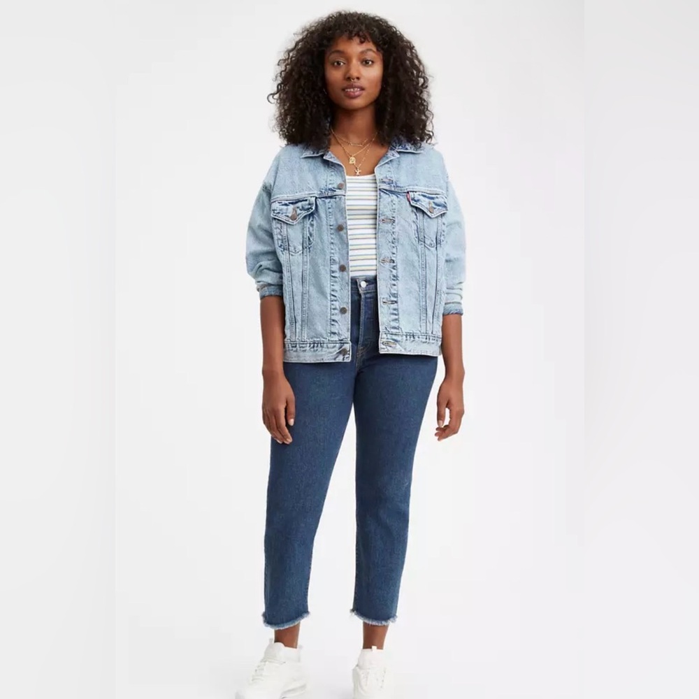 Levi’s Wedgie Straight Ankle Jeans Size 27 Medium Wash Raw Hem